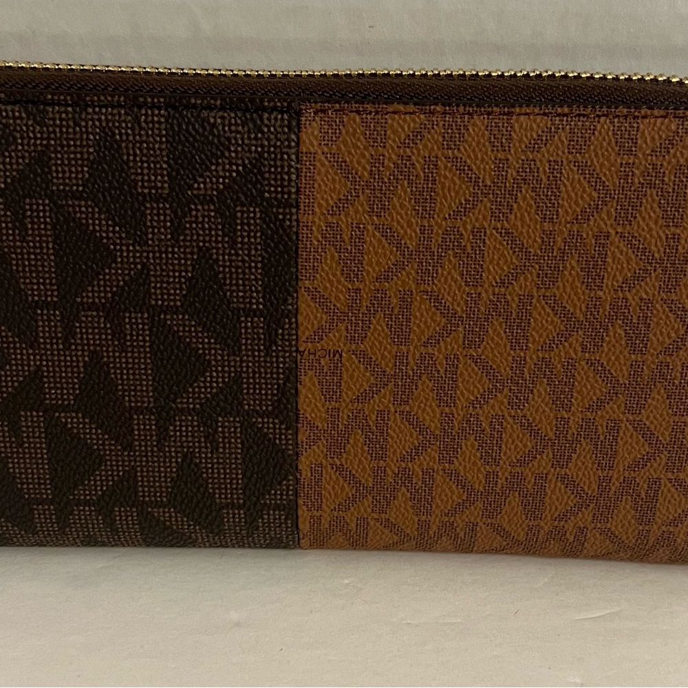 Michael Kors Two-Tone Women’s Wallet in Brown - Picture 6 of 16